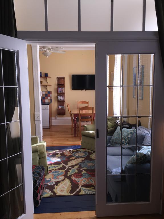 Appartamento Loyalist Lofts Picton Esterno foto