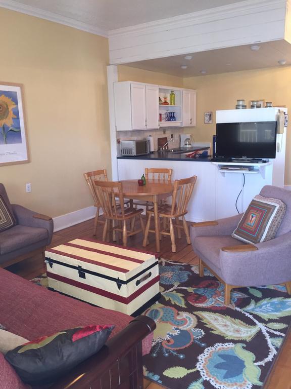 Appartamento Loyalist Lofts Picton Esterno foto
