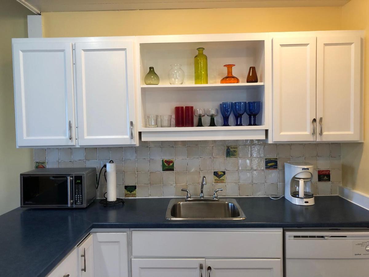 Appartamento Loyalist Lofts Picton Esterno foto